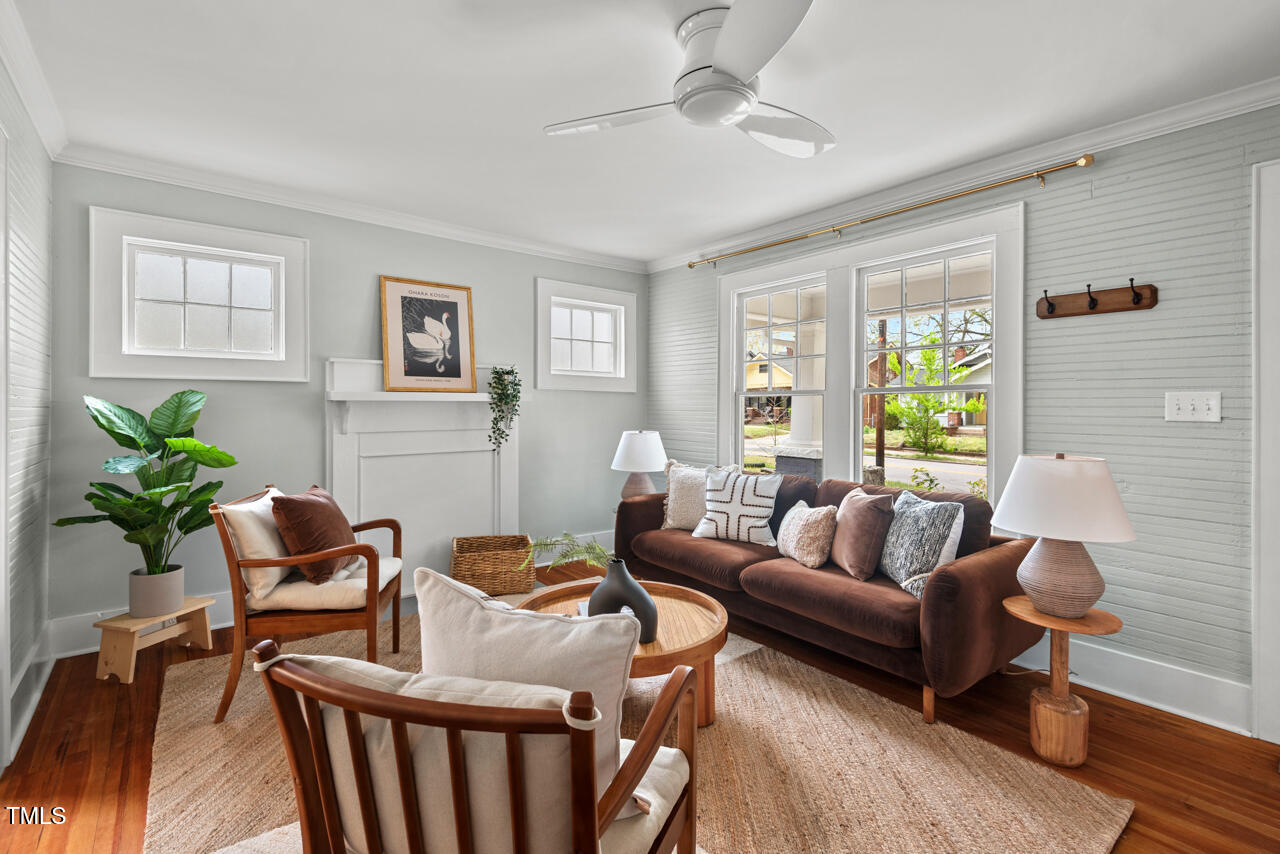 410 N Hyde Park Avenue