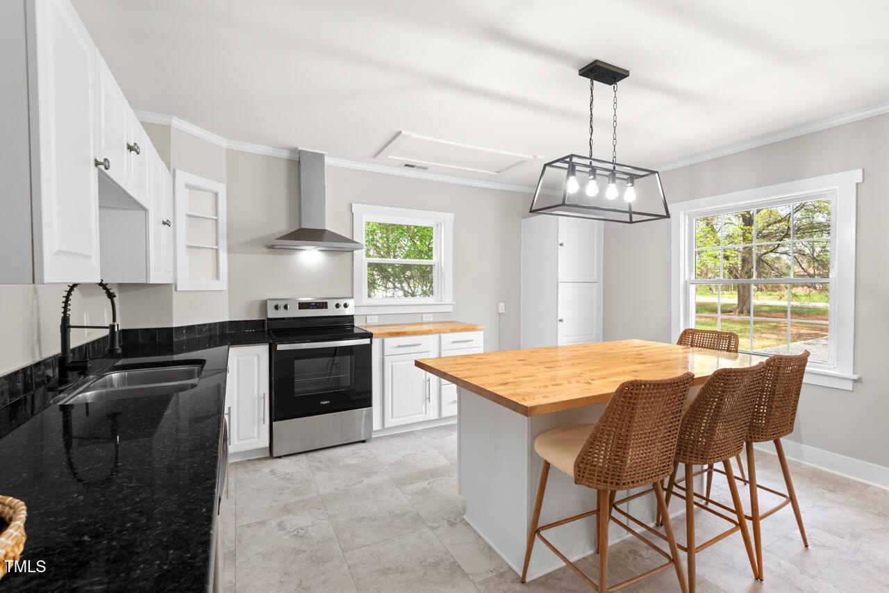 1306 Ed Cook Road
