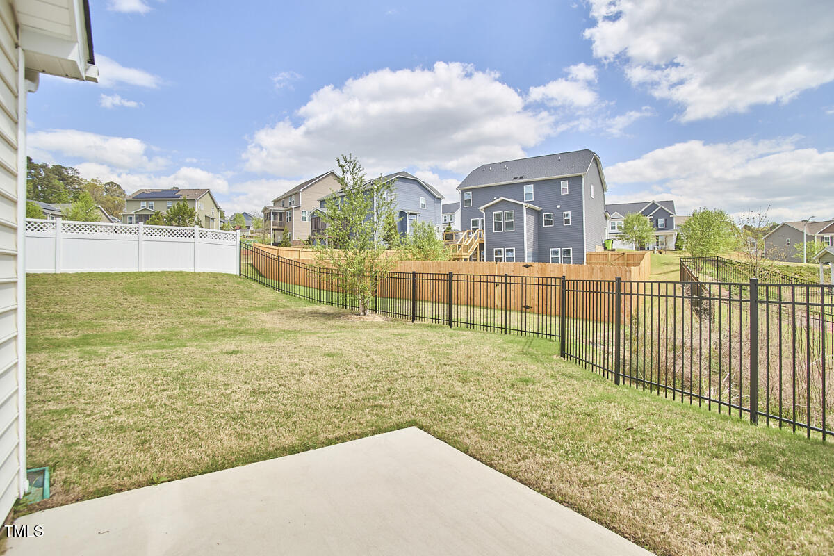 1112 Addington Lake Ln Lane