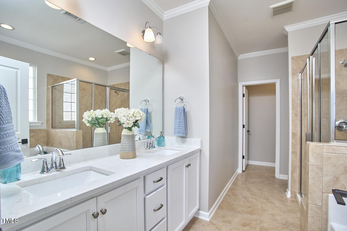 1112 Addington Lake Ln Lane
