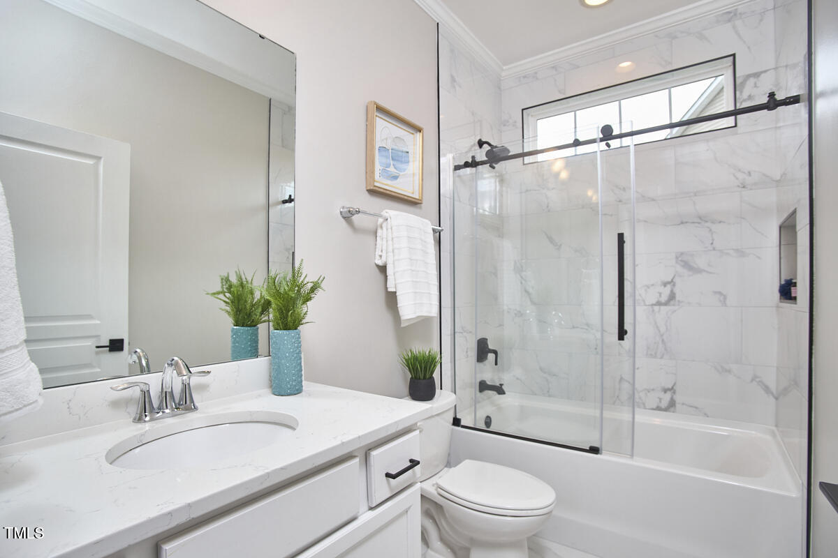1112 Addington Lake Ln Lane