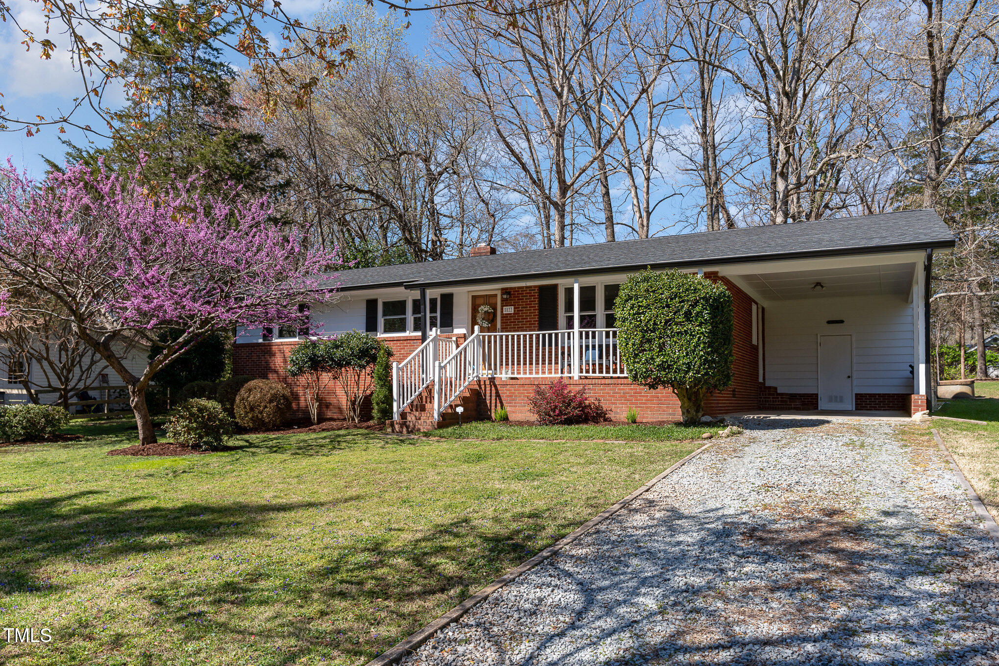 5033 Green Oak Drive