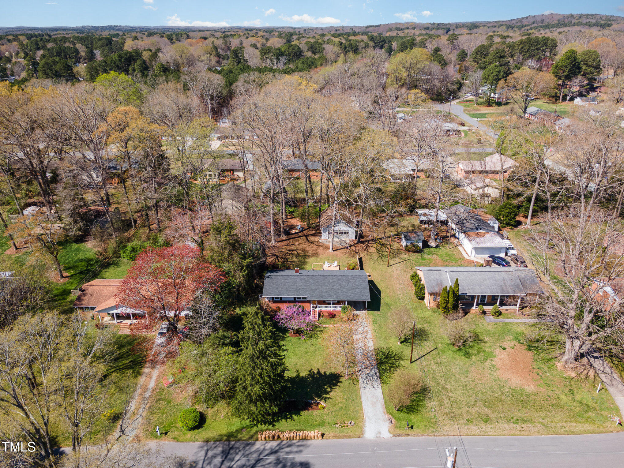 5033 Green Oak Drive