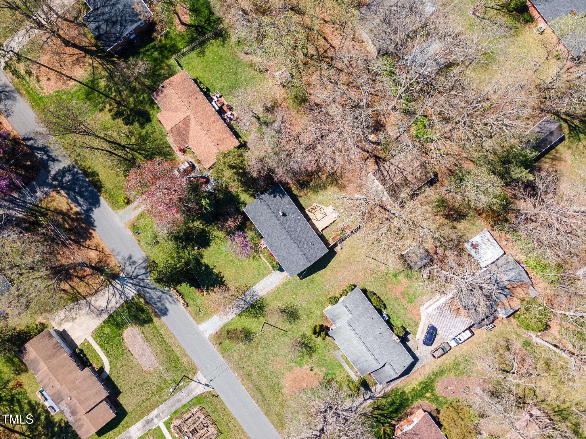 5033 Green Oak Drive