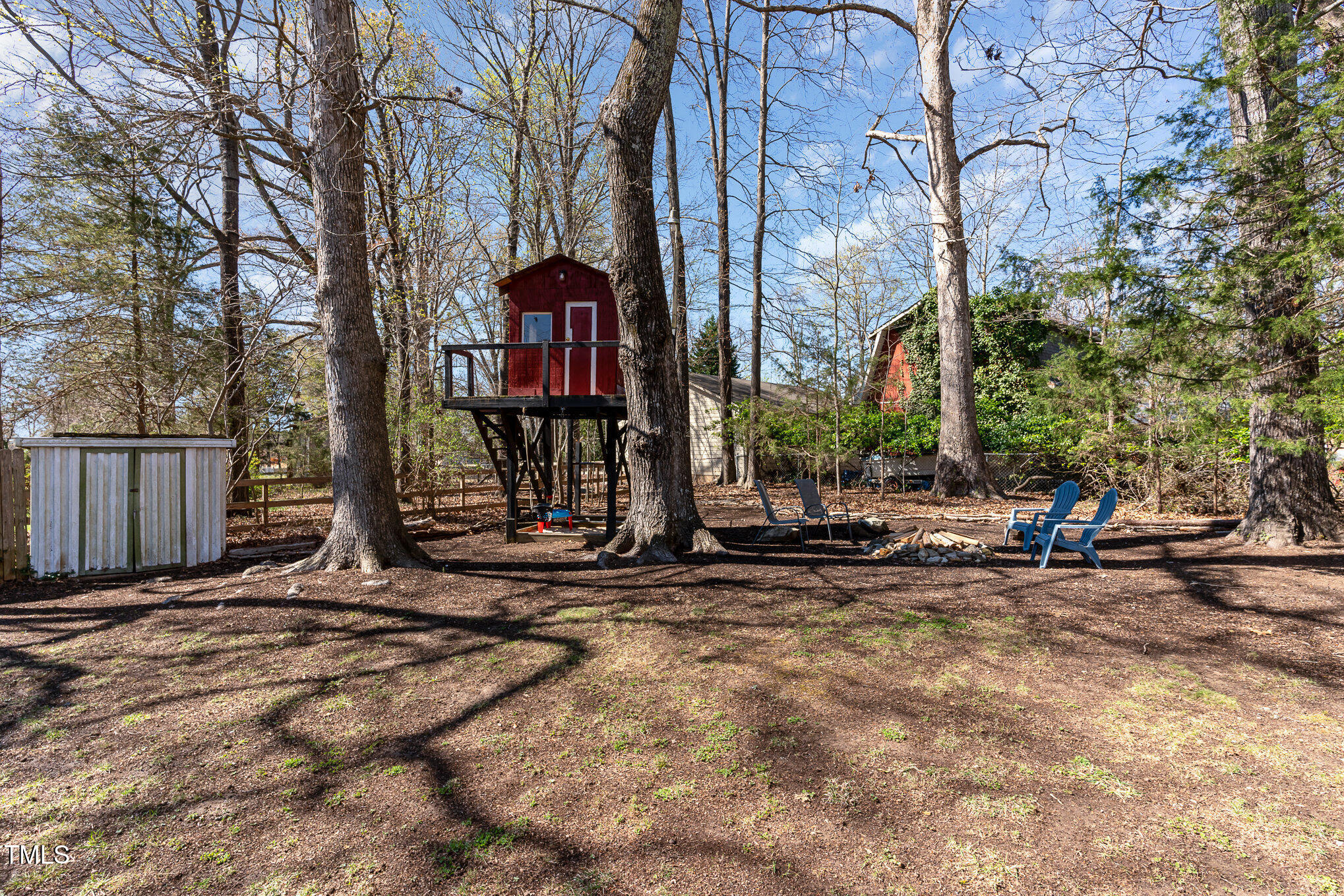 5033 Green Oak Drive