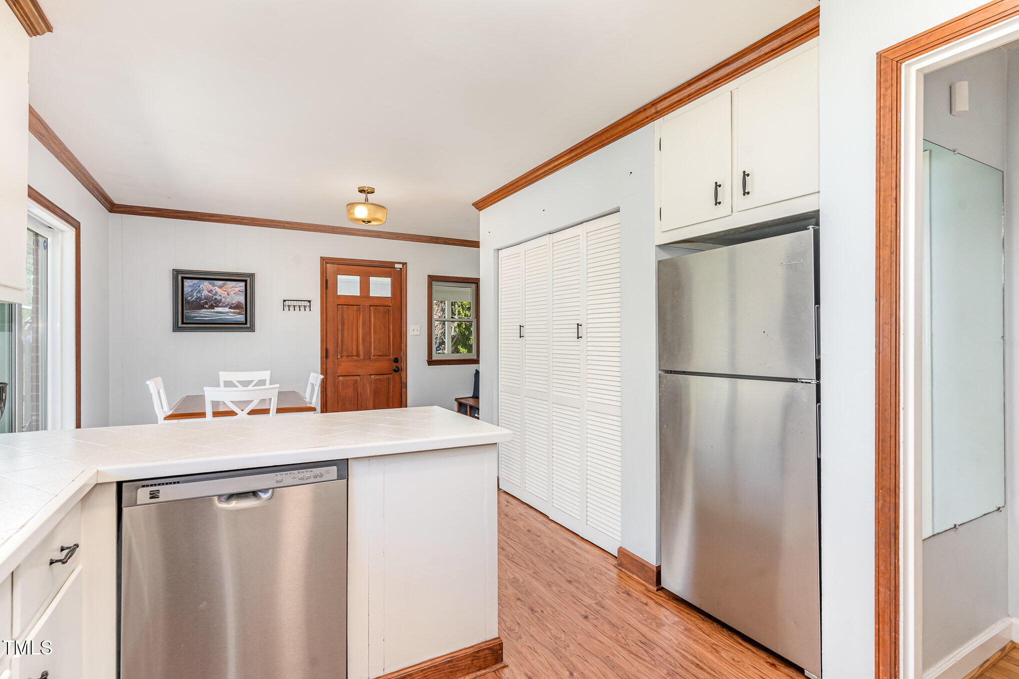 5033 Green Oak Drive