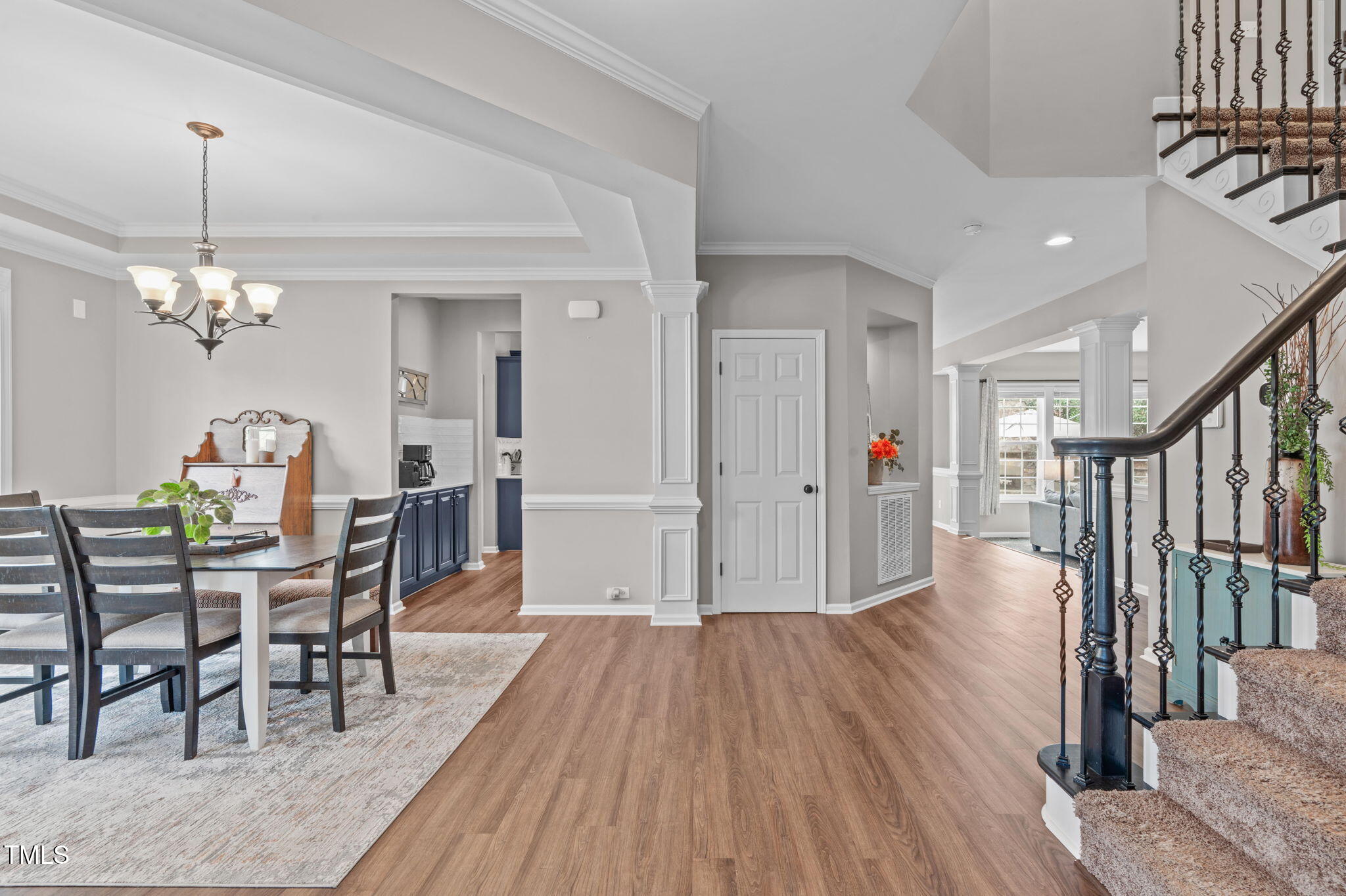 2109 Hemlock Hill Drive