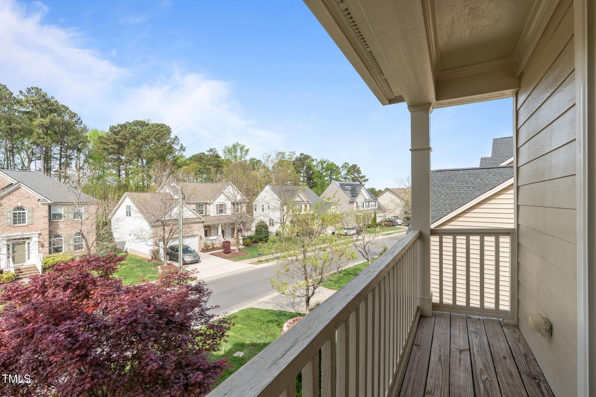 2109 Hemlock Hill Drive