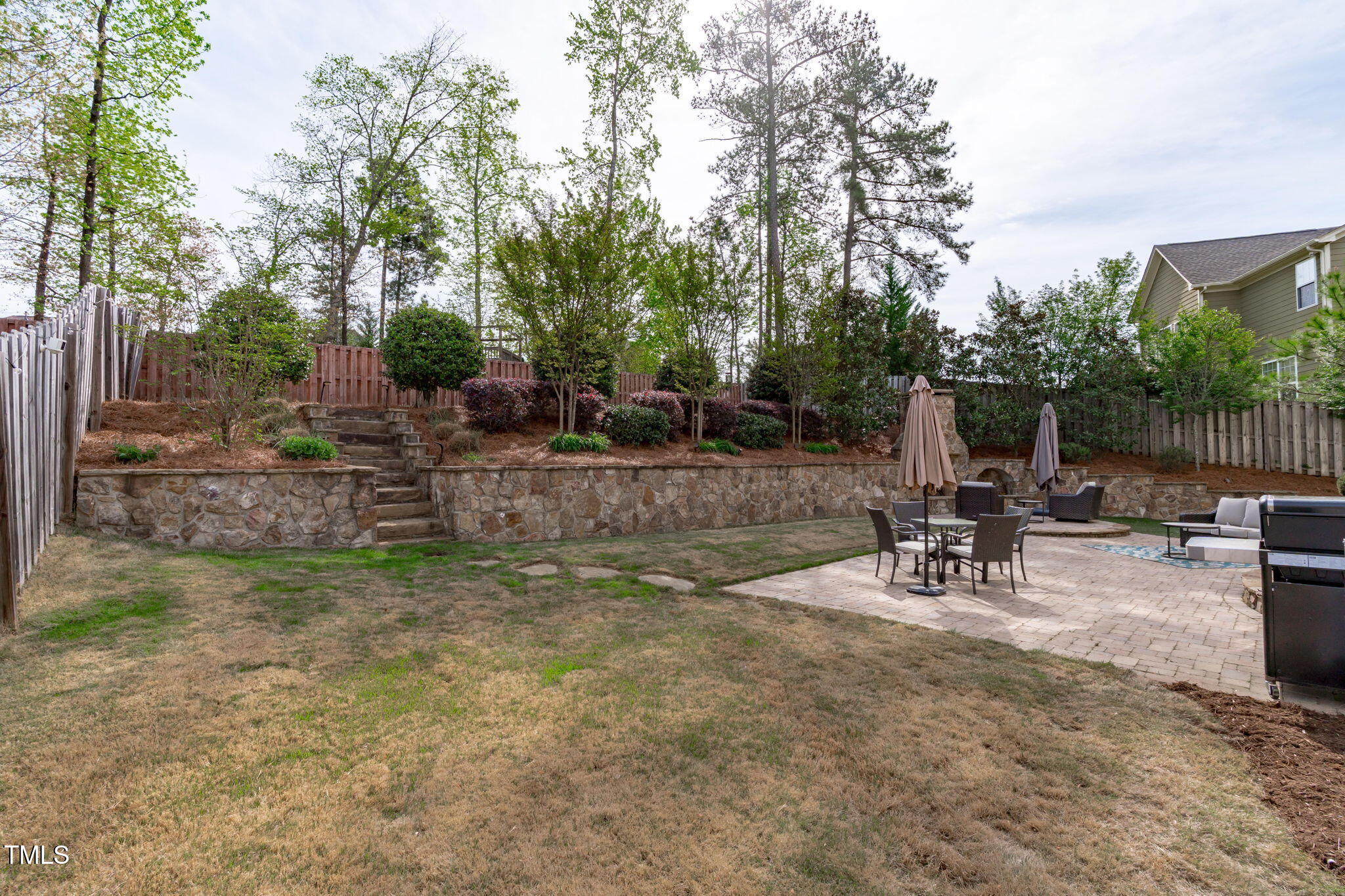 2109 Hemlock Hill Drive