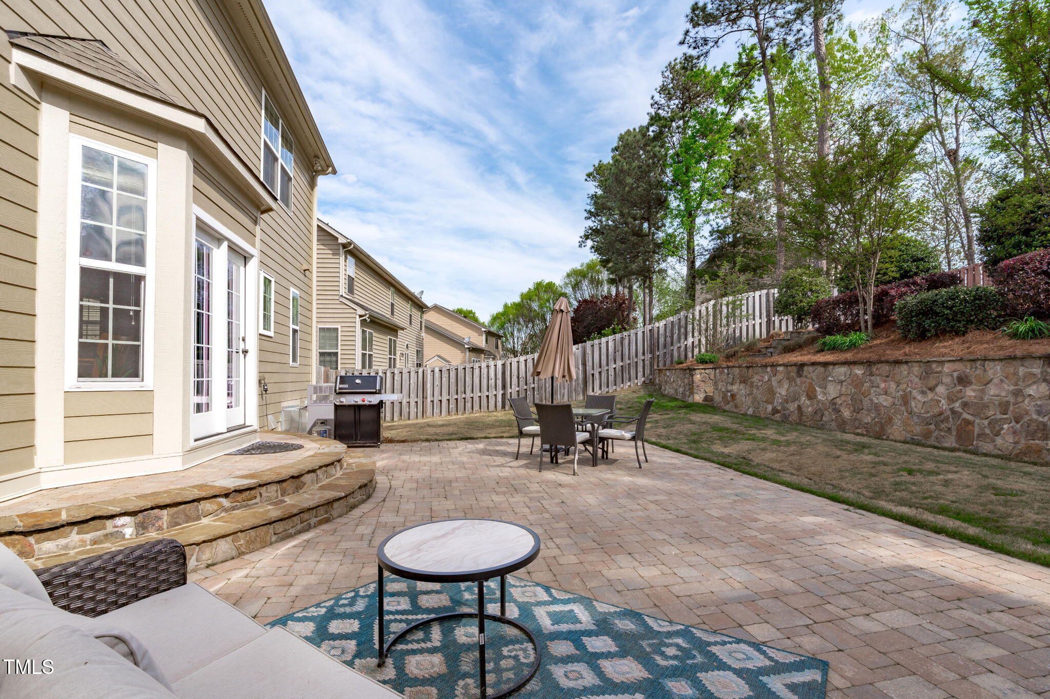 2109 Hemlock Hill Drive