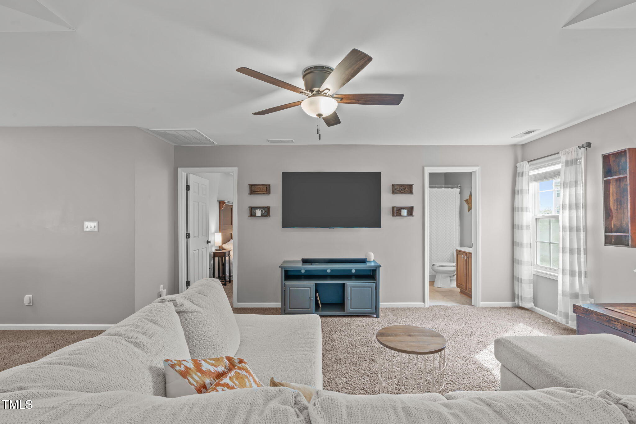 2109 Hemlock Hill Drive
