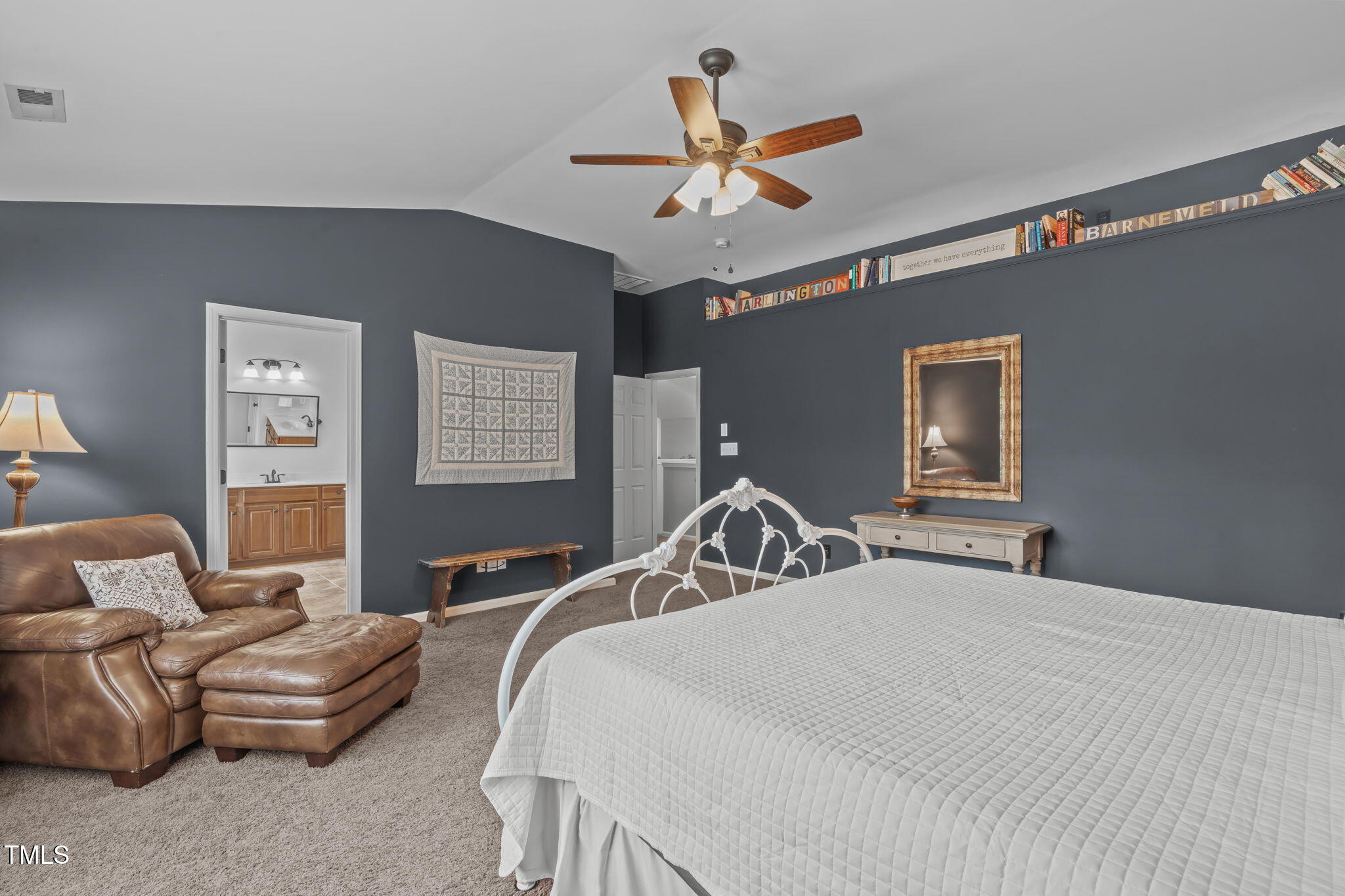 2109 Hemlock Hill Drive