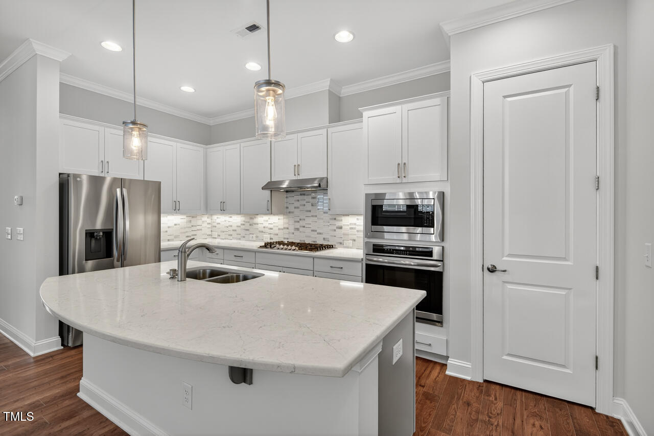 330 Middleton Place
