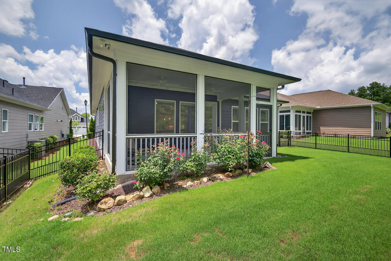 330 Middleton Place