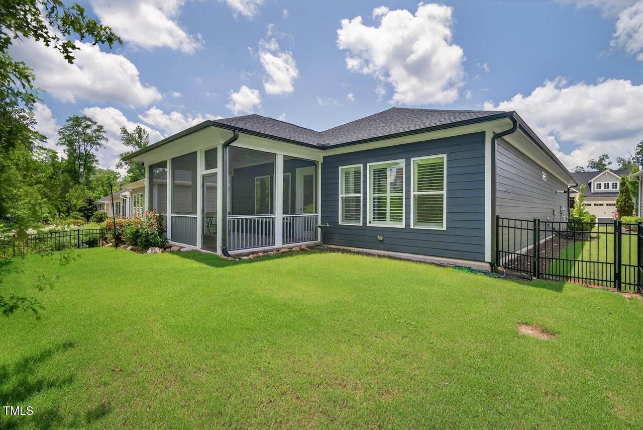 330 Middleton Place
