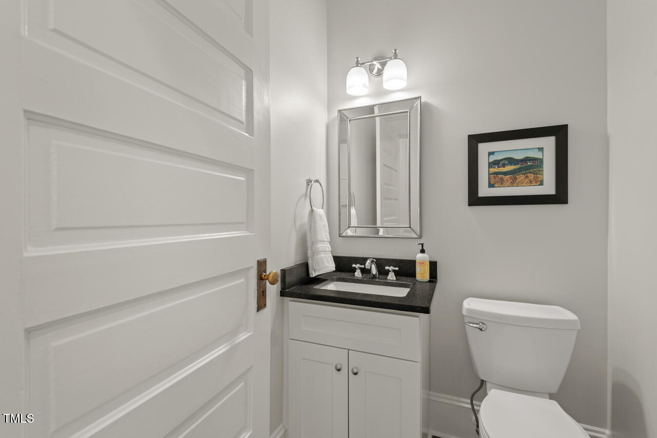 2416 W Club Boulevard