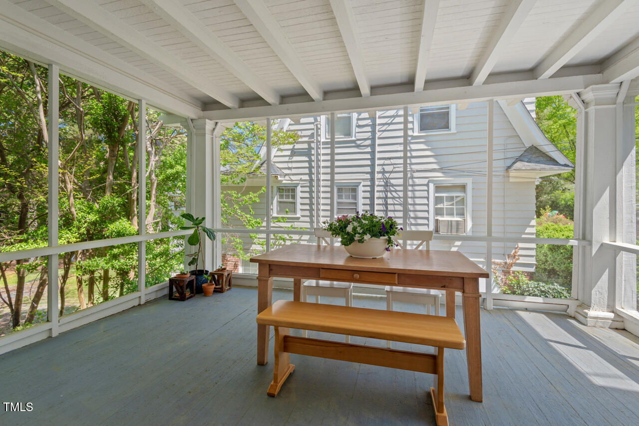 2416 W Club Boulevard