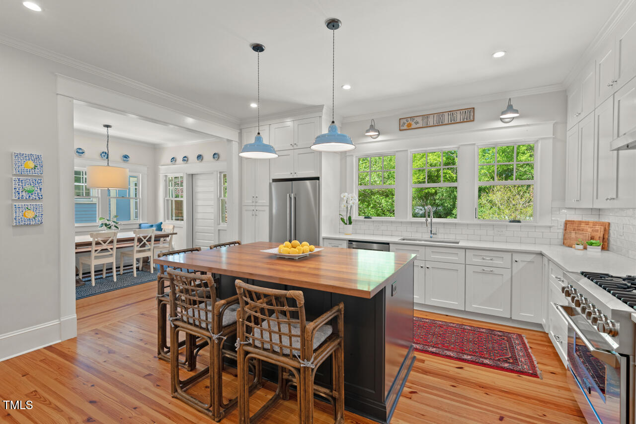 2416 W Club Boulevard