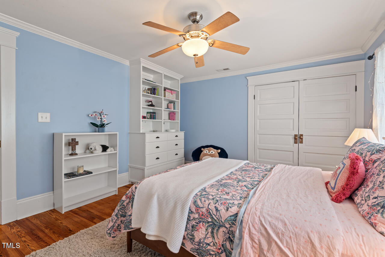 2416 W Club Boulevard