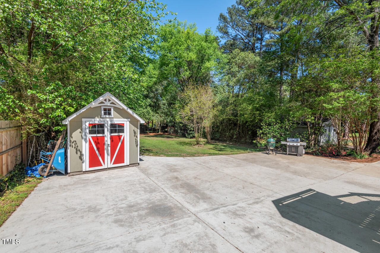 2416 W Club Boulevard