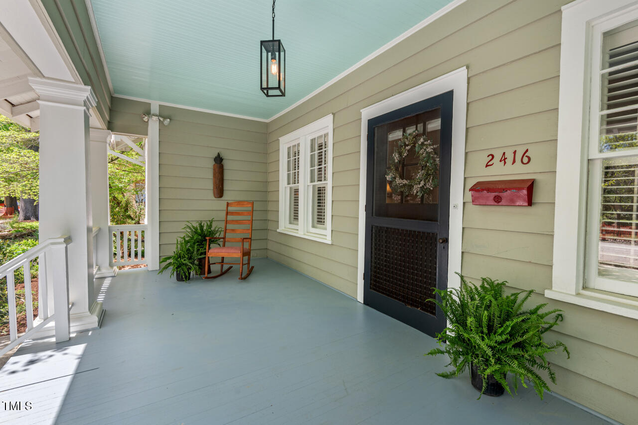2416 W Club Boulevard