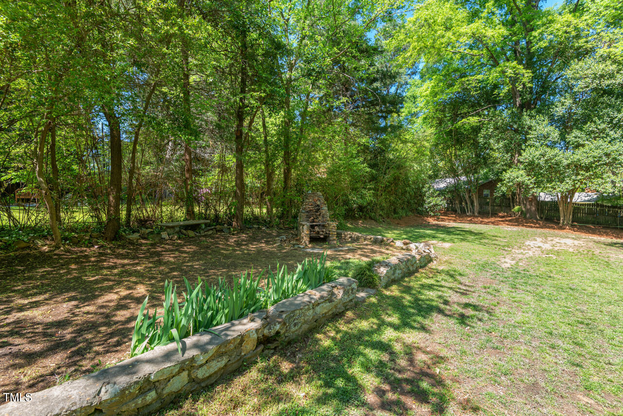 2416 W Club Boulevard