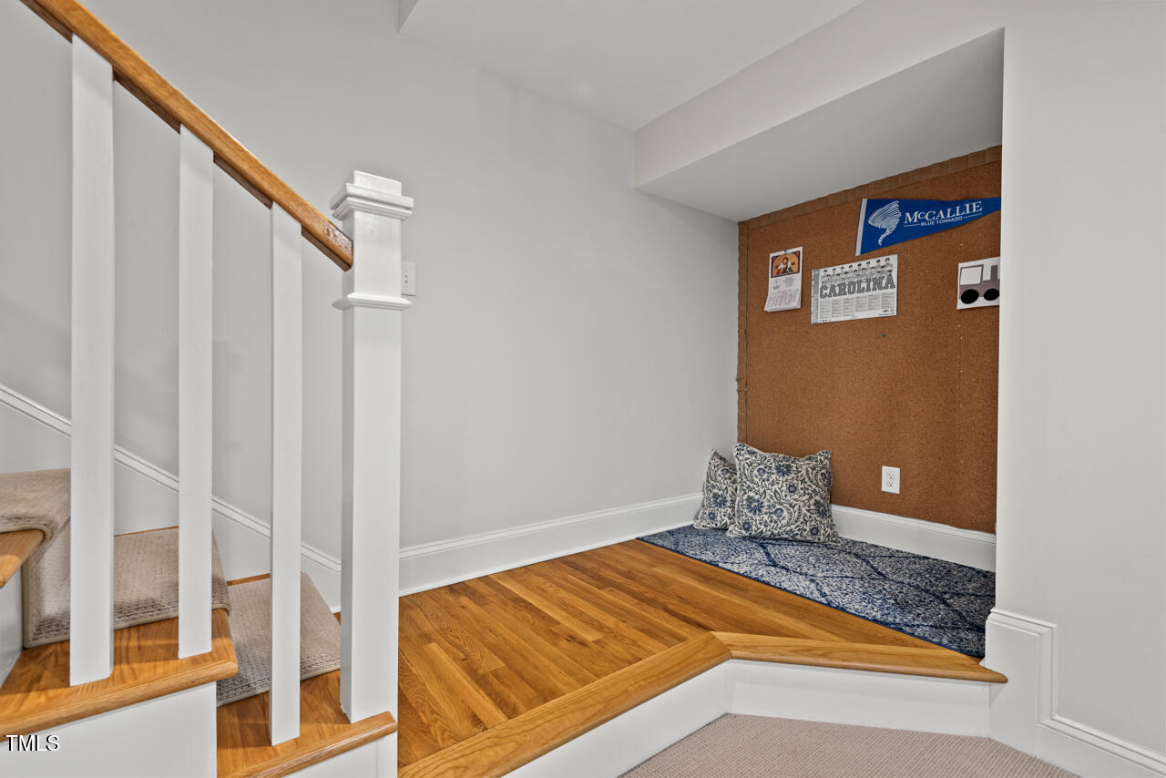 2416 W Club Boulevard