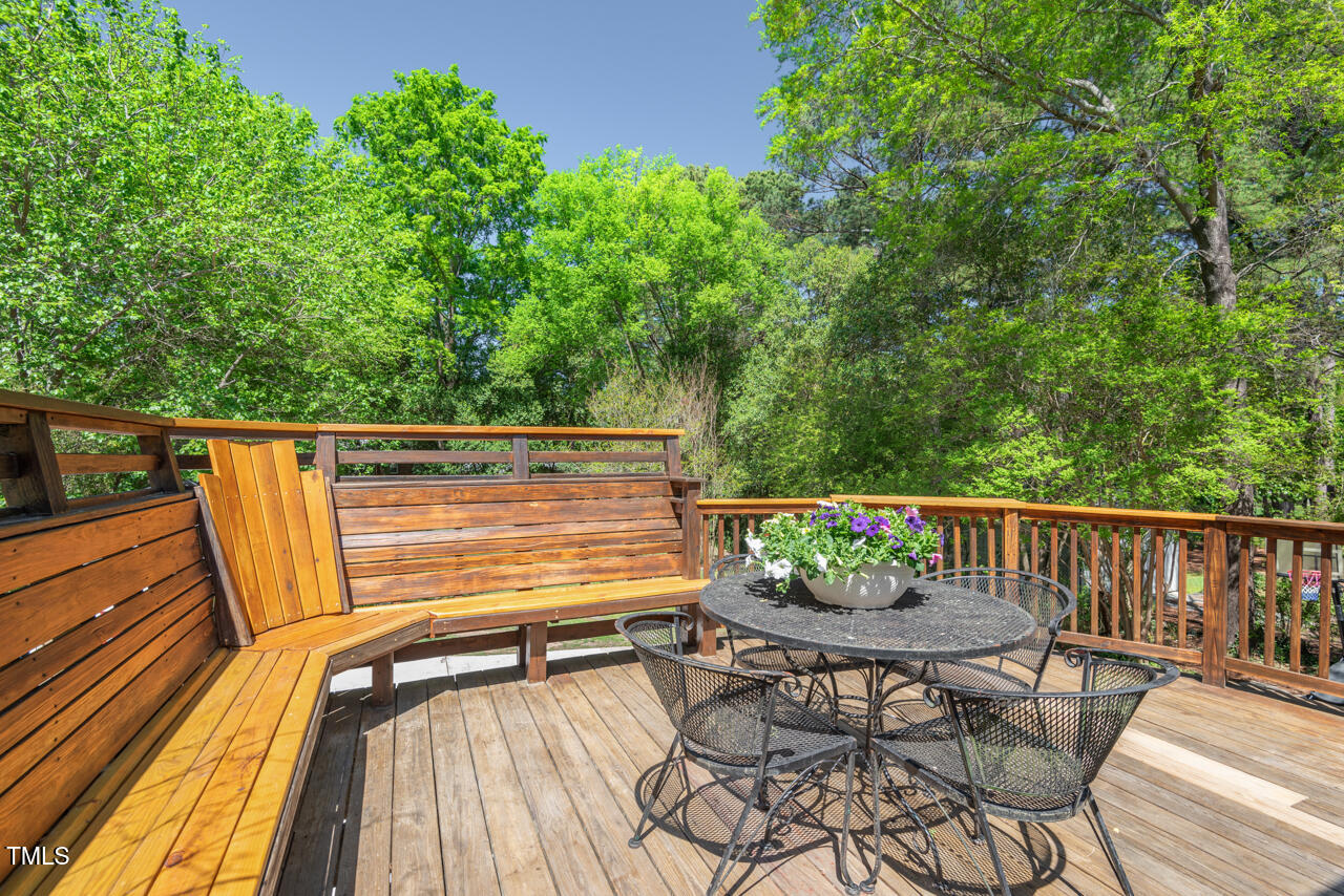 2416 W Club Boulevard