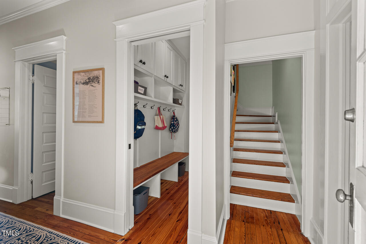 2416 W Club Boulevard