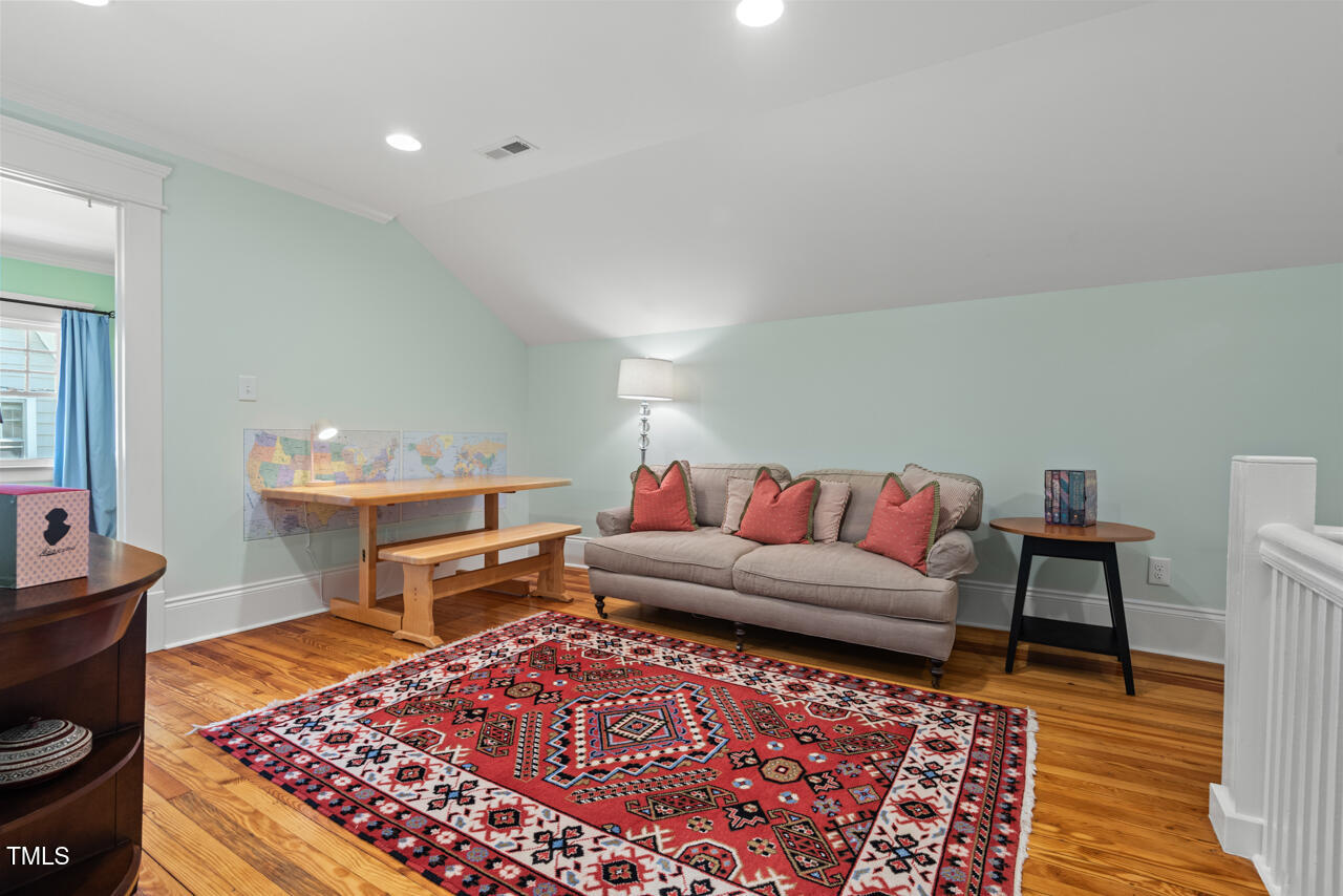 2416 W Club Boulevard