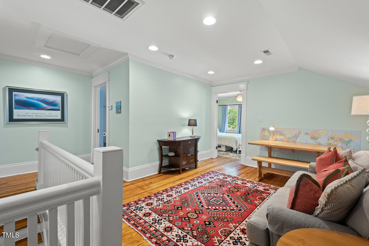 2416 W Club Boulevard