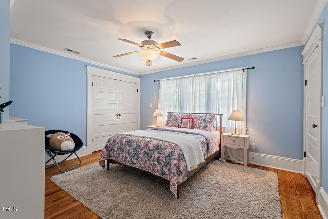 2416 W Club Boulevard