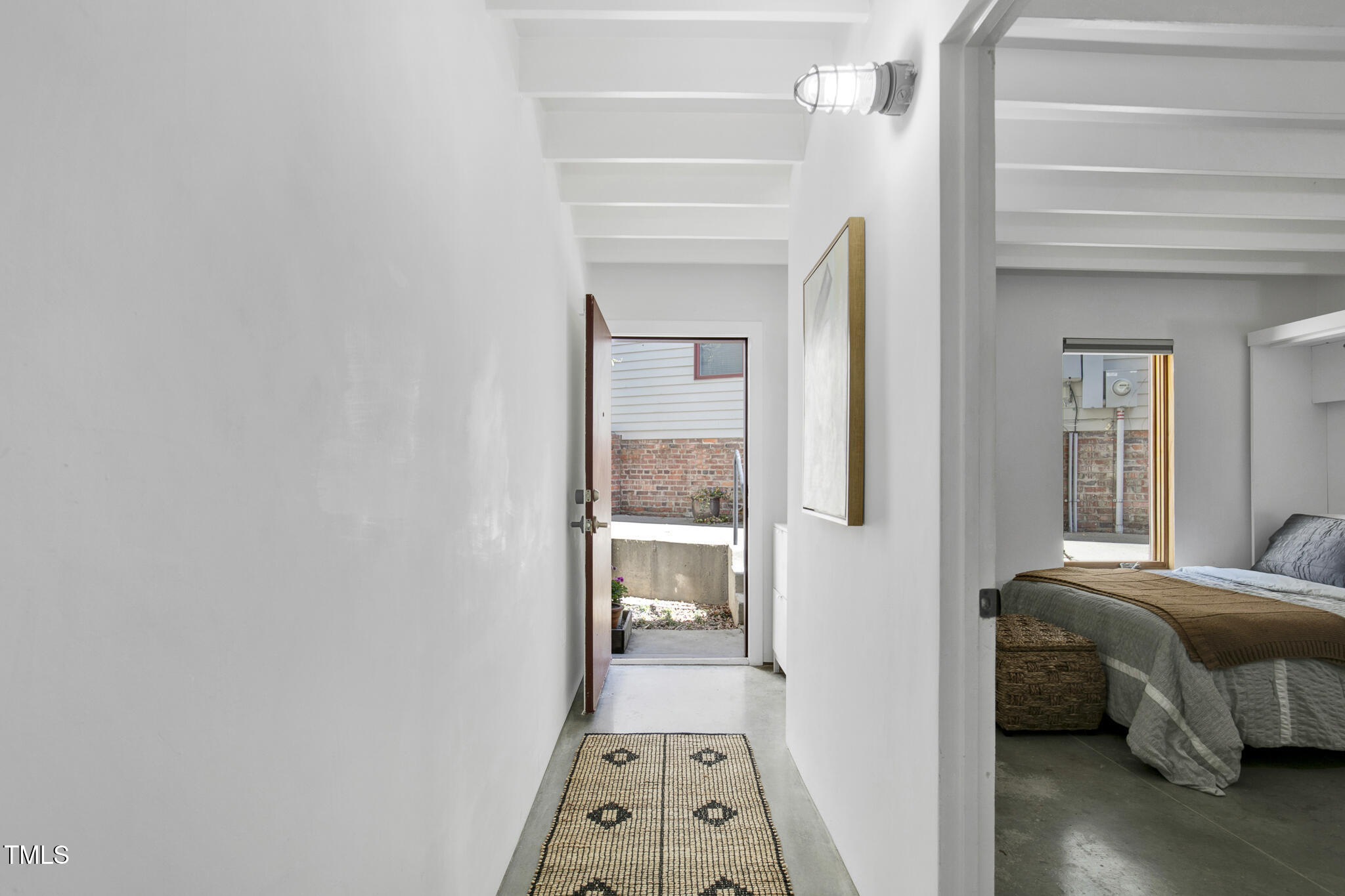 701 W Trinity Avenue # 116