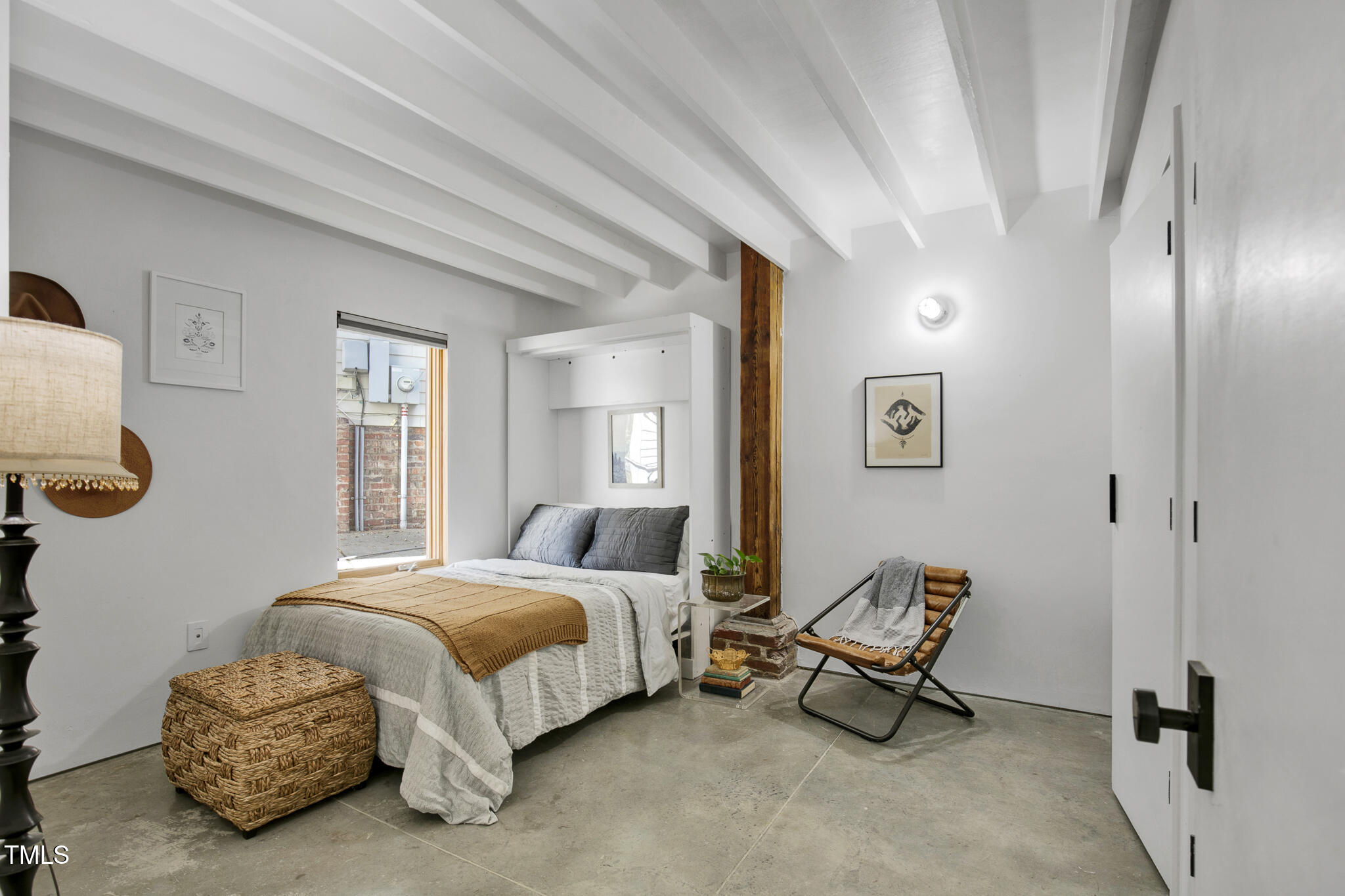 701 W Trinity Avenue # 116