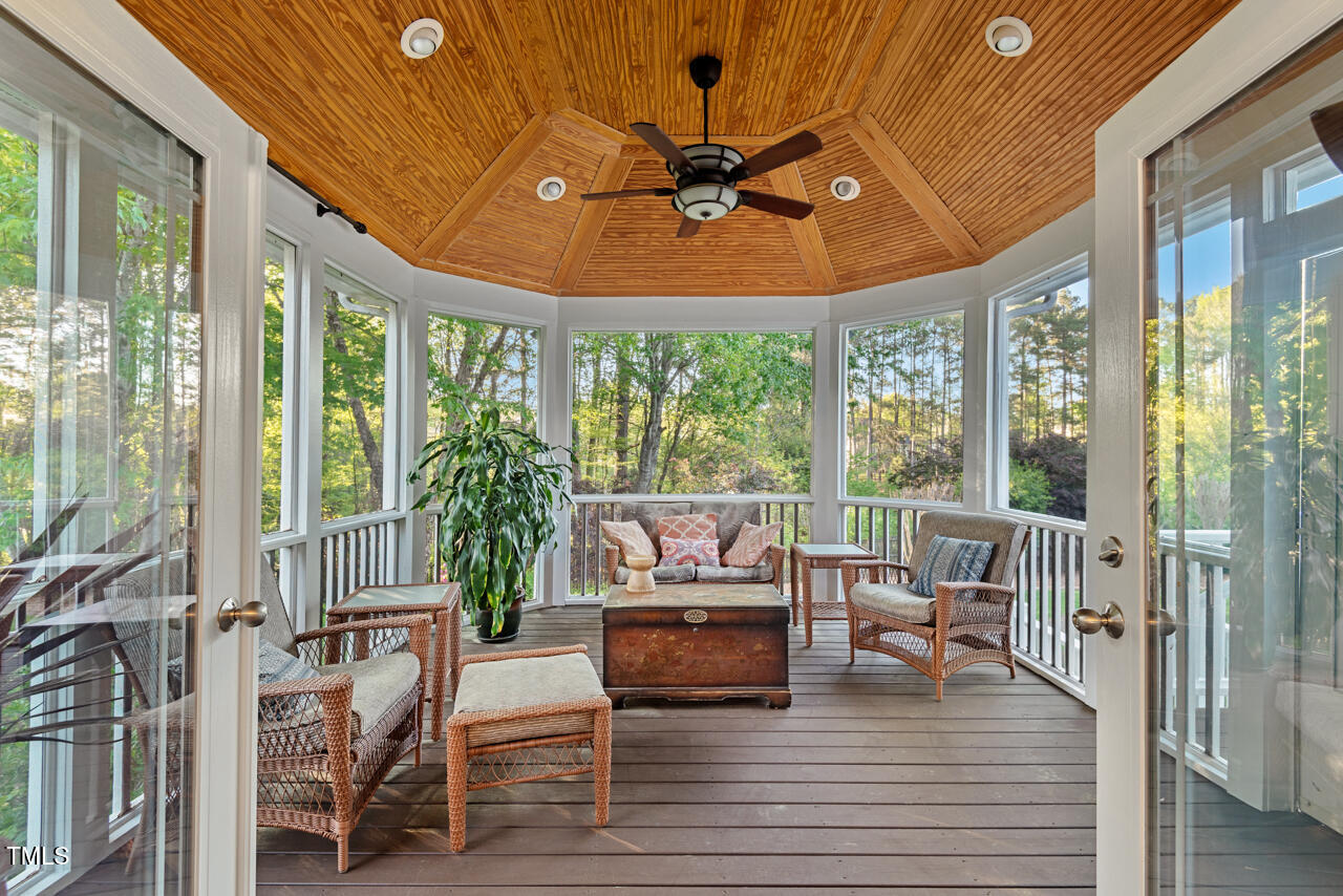 1216 Caribou Crossing