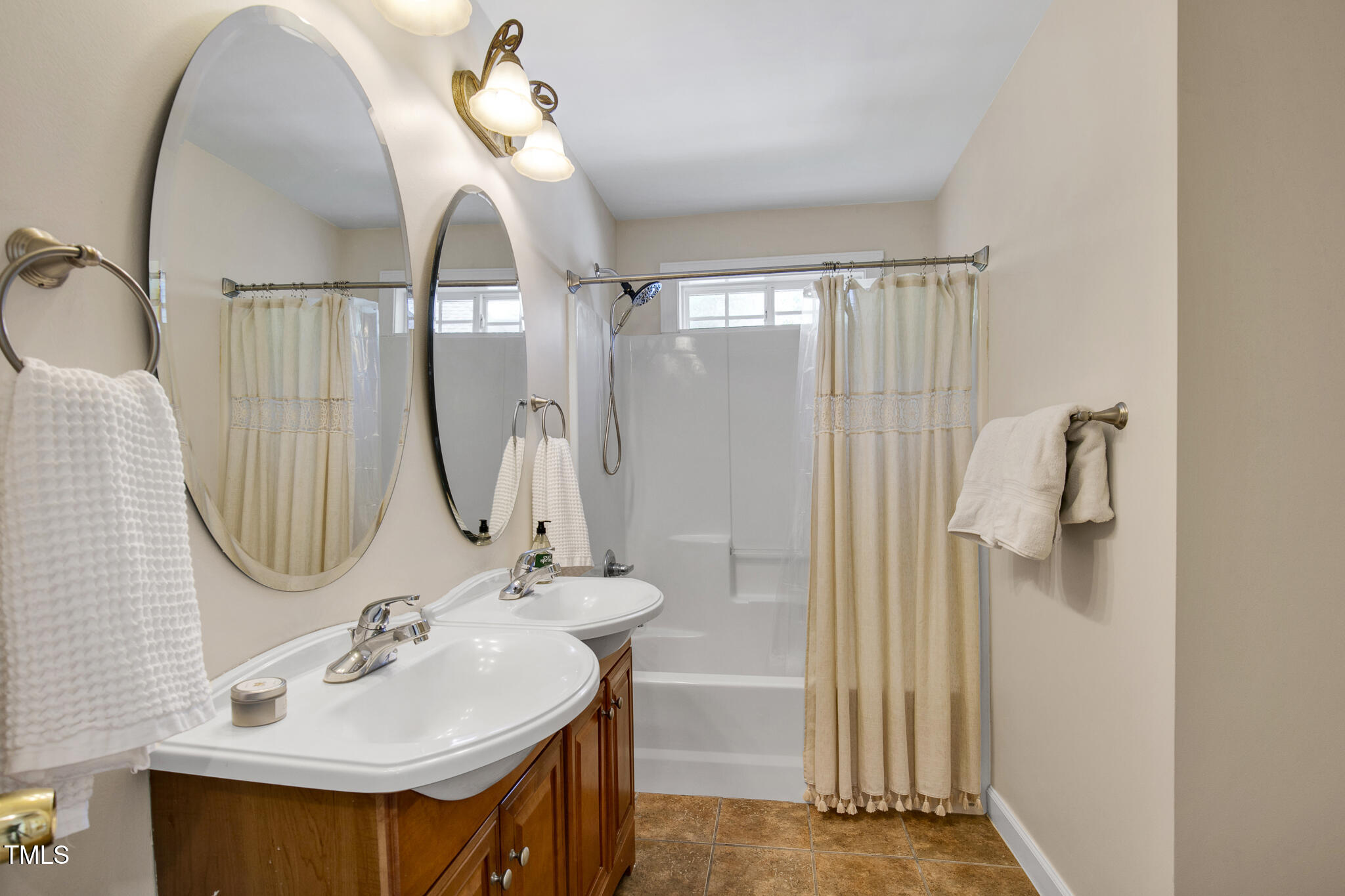 1335 Saint Andrews Drive