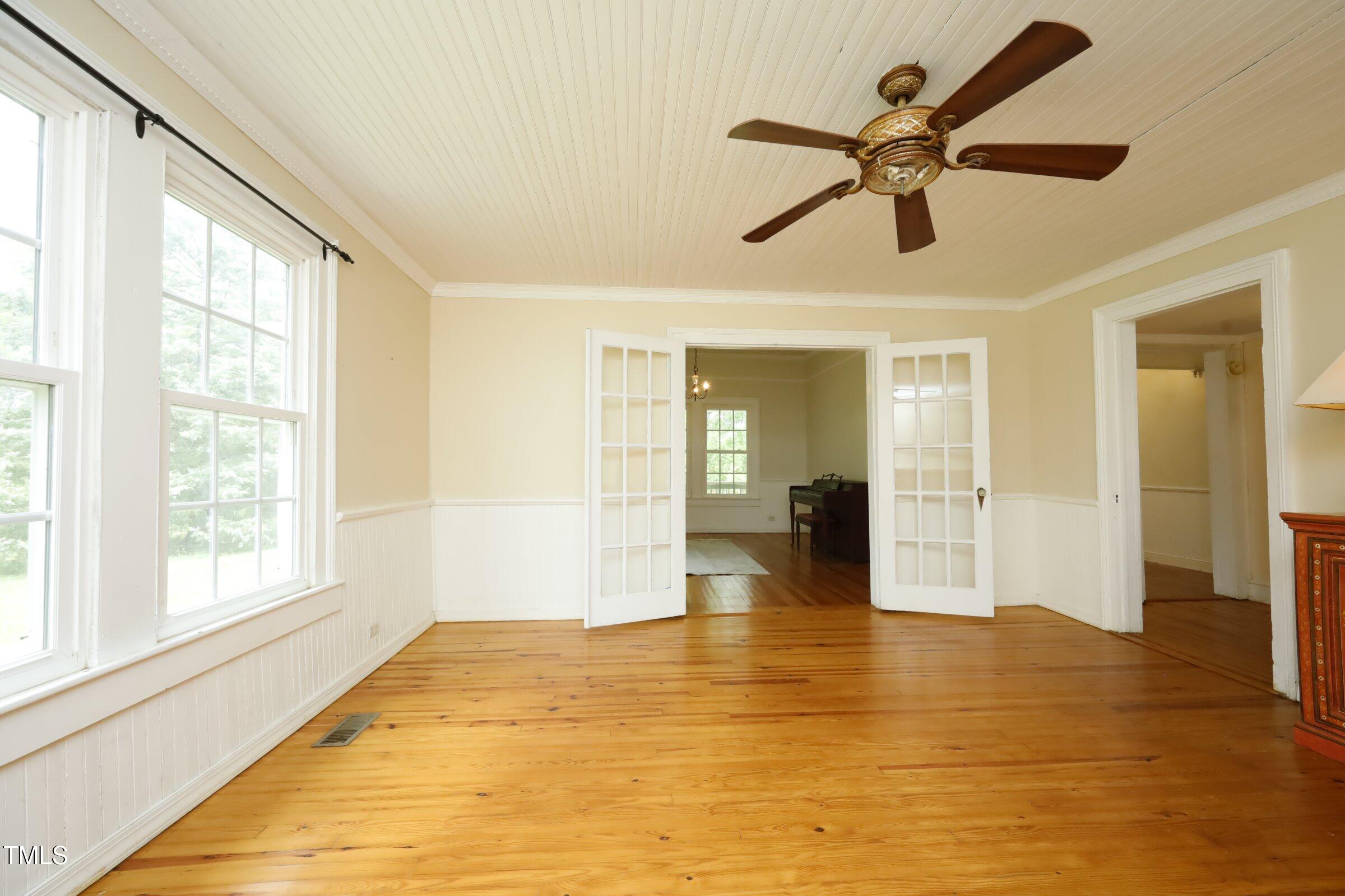 7129 Dexter Road