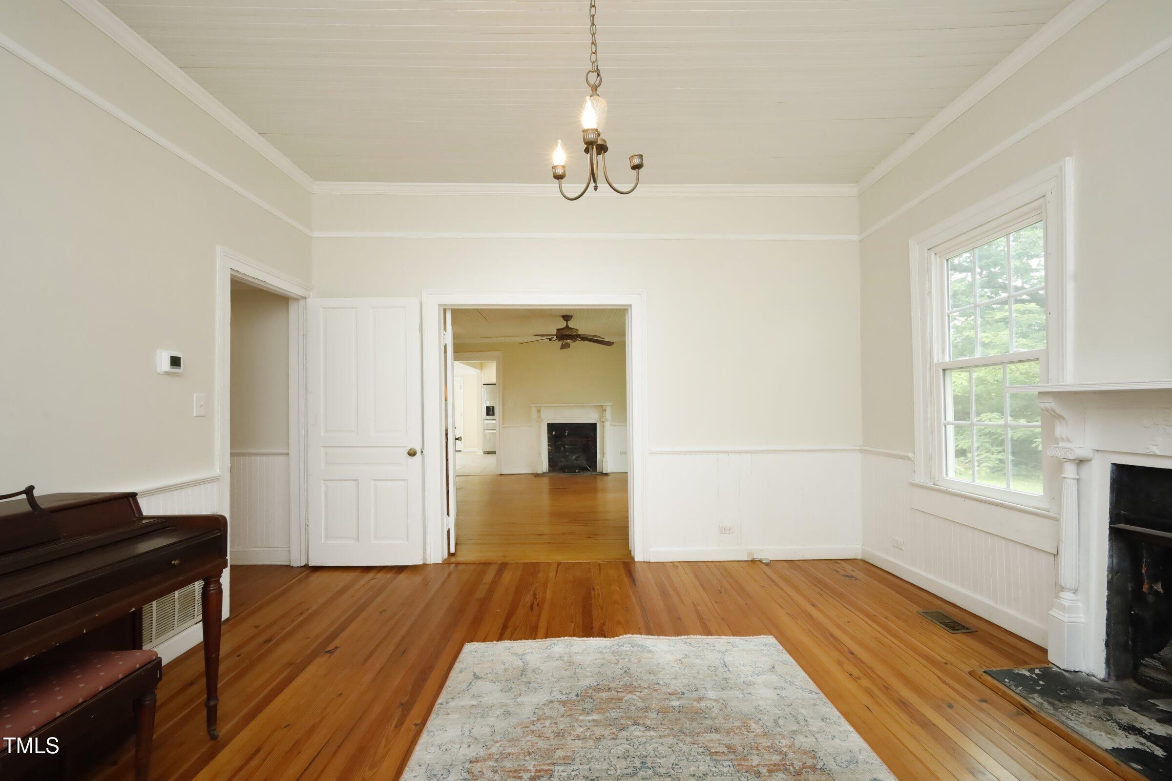 7129 Dexter Road