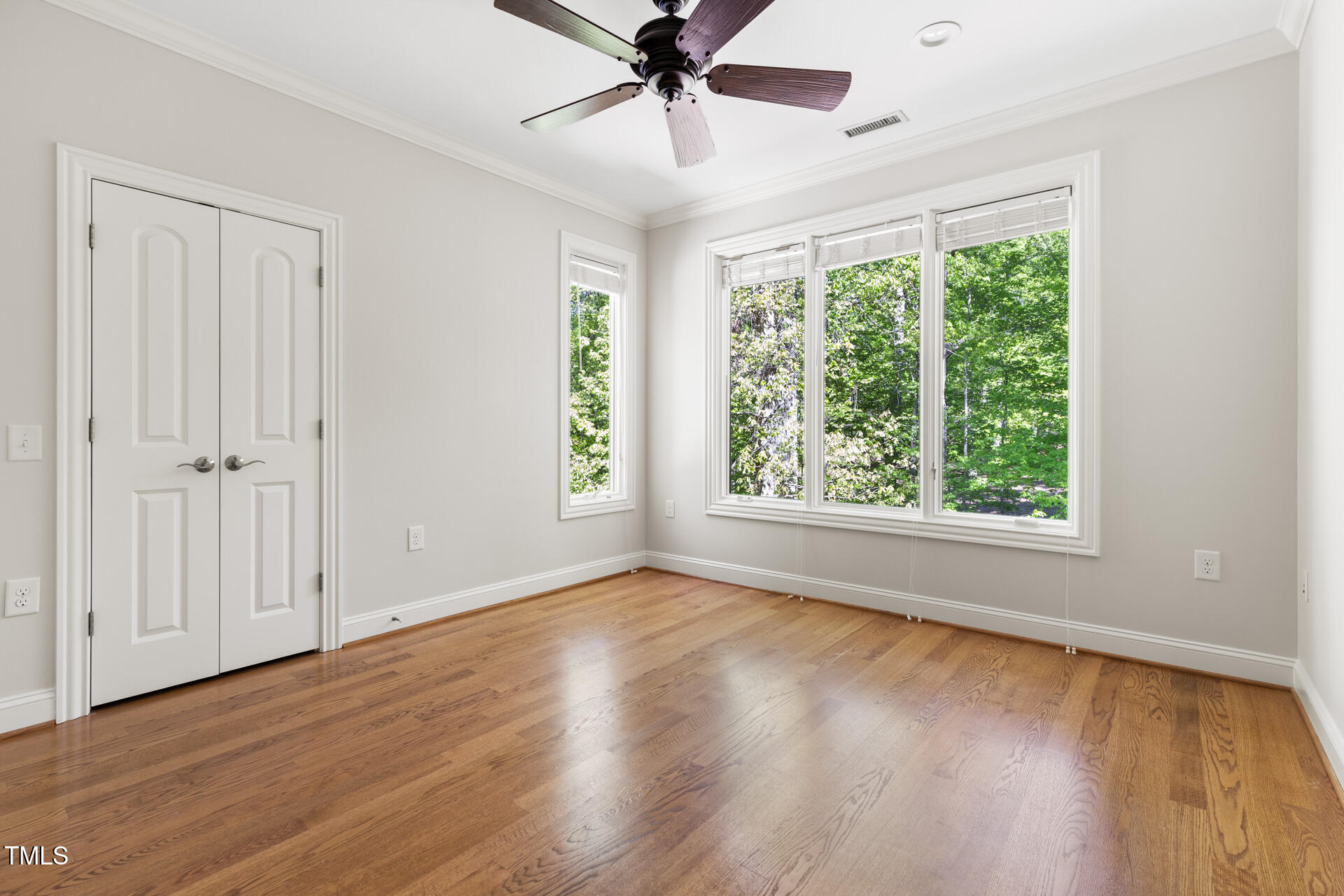 3513 Forest Oaks Drive