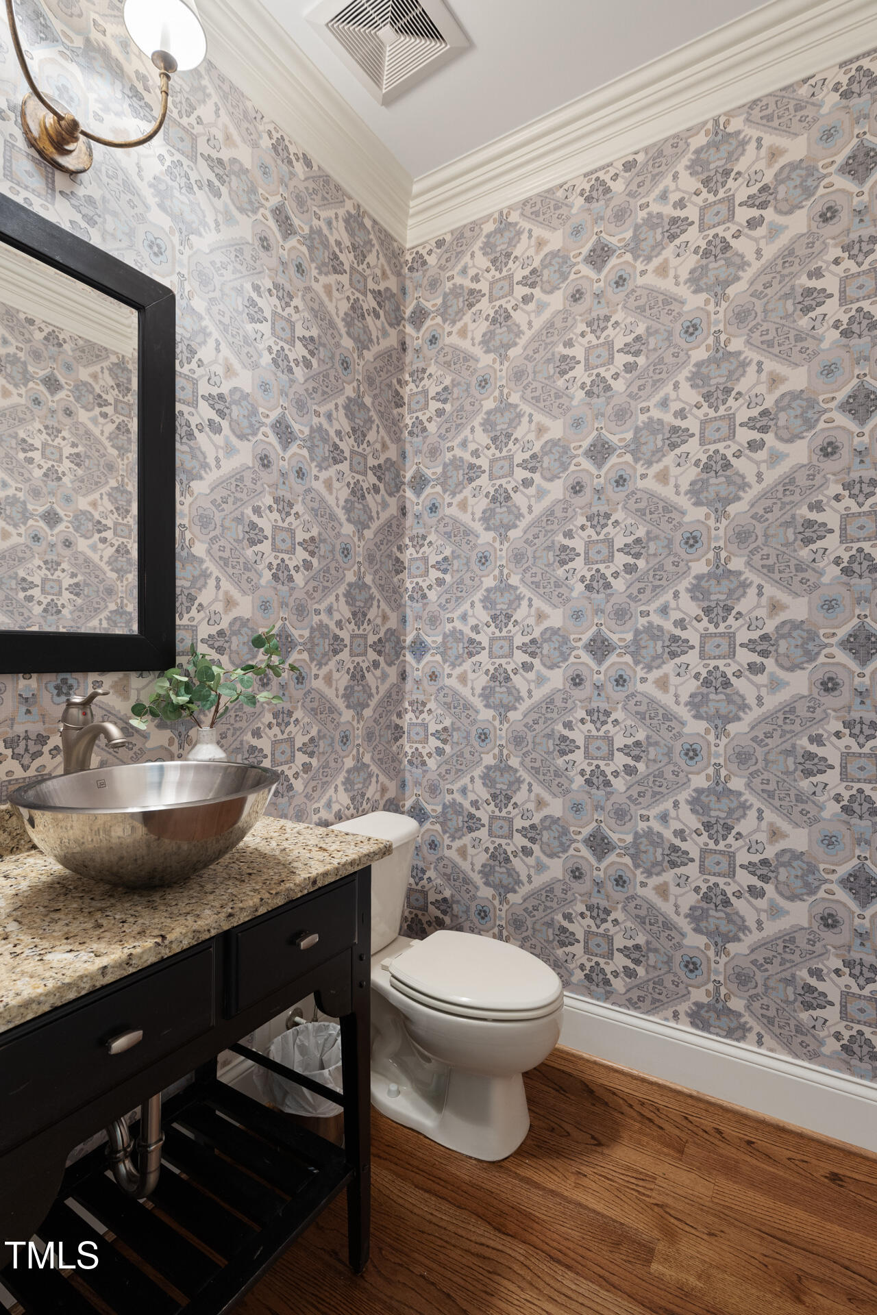 3513 Forest Oaks Drive