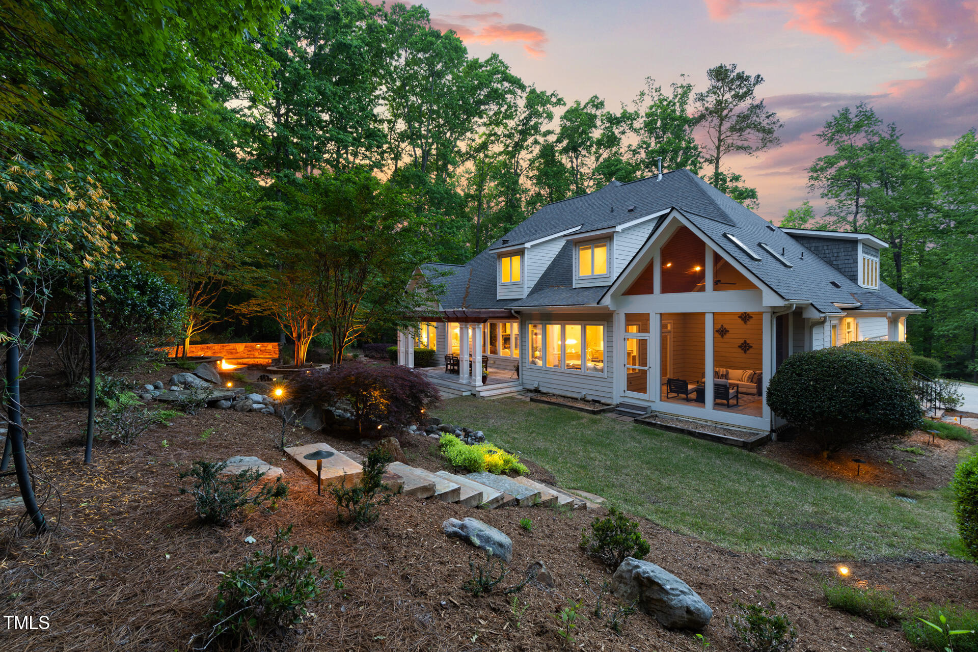 3513 Forest Oaks Drive