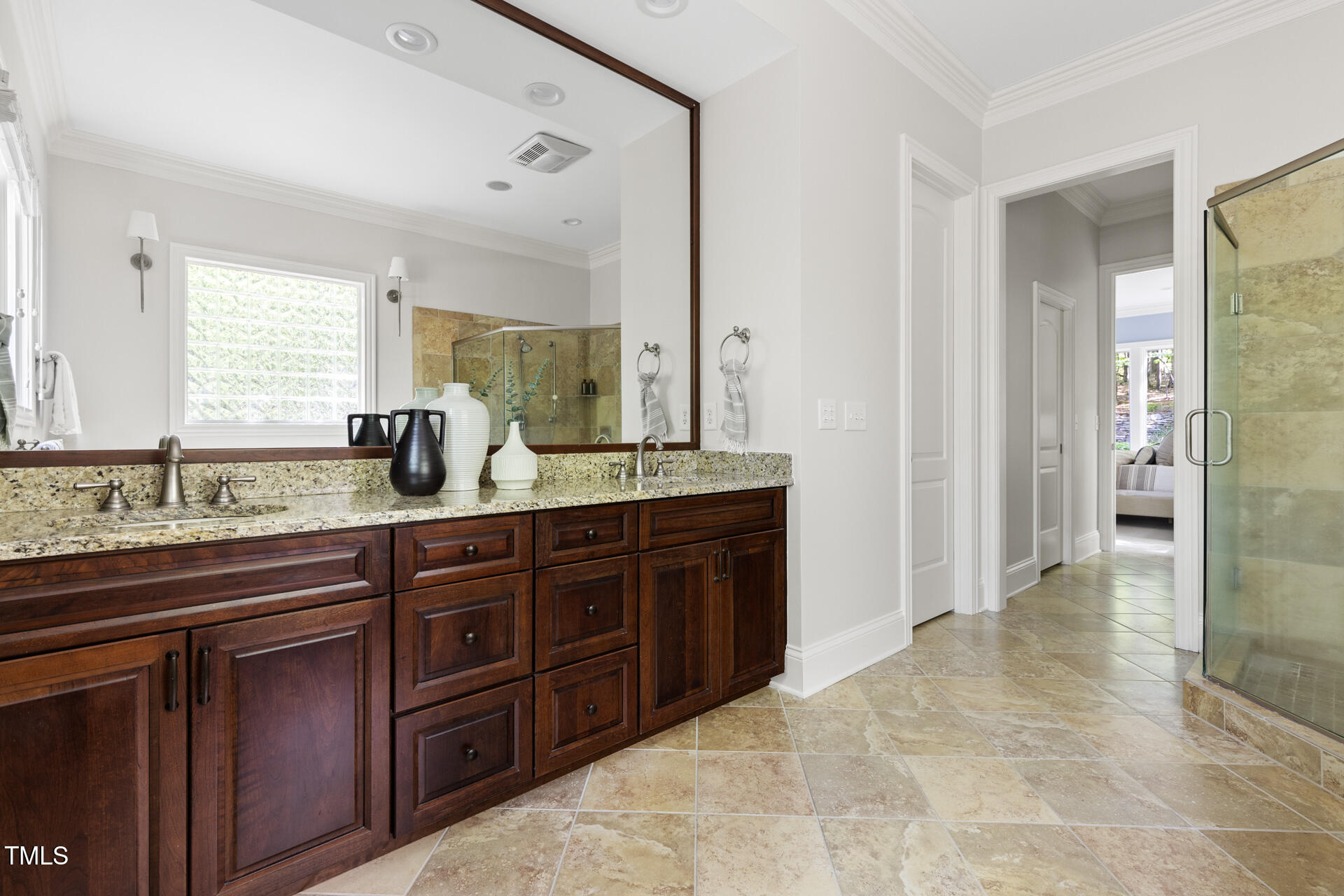 3513 Forest Oaks Drive