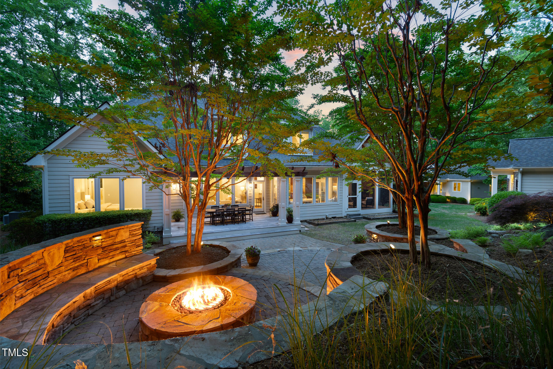 3513 Forest Oaks Drive