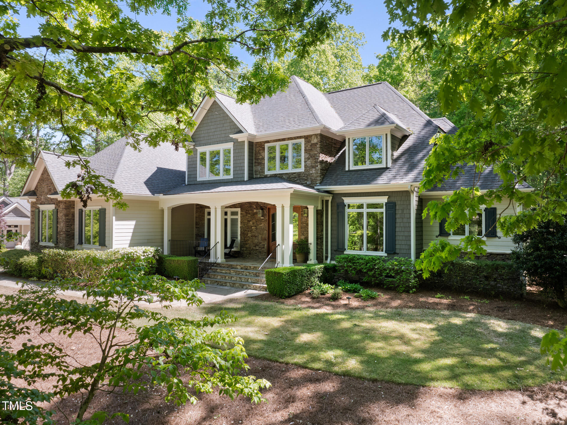 3513 Forest Oaks Drive