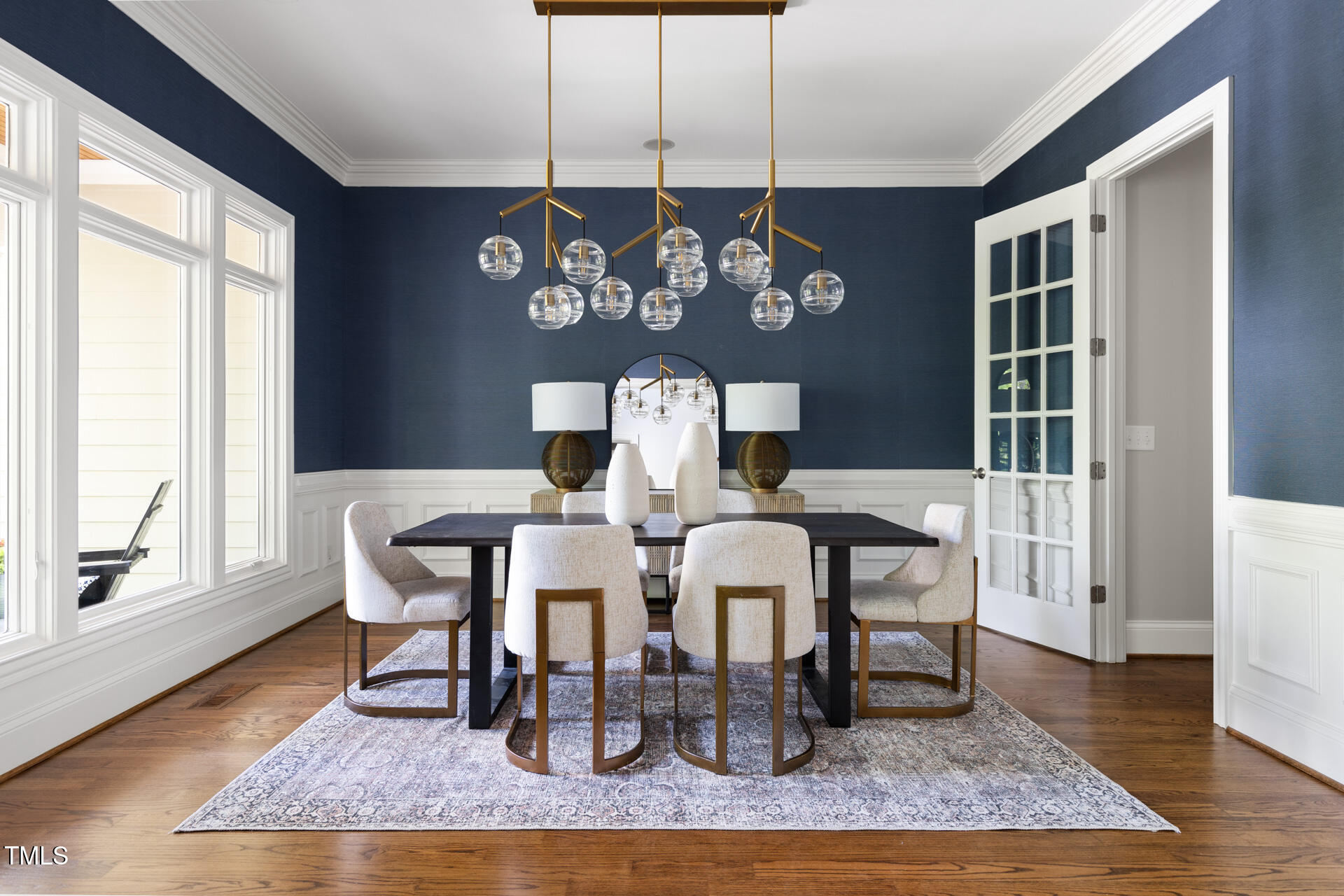 3513 Forest Oaks Drive