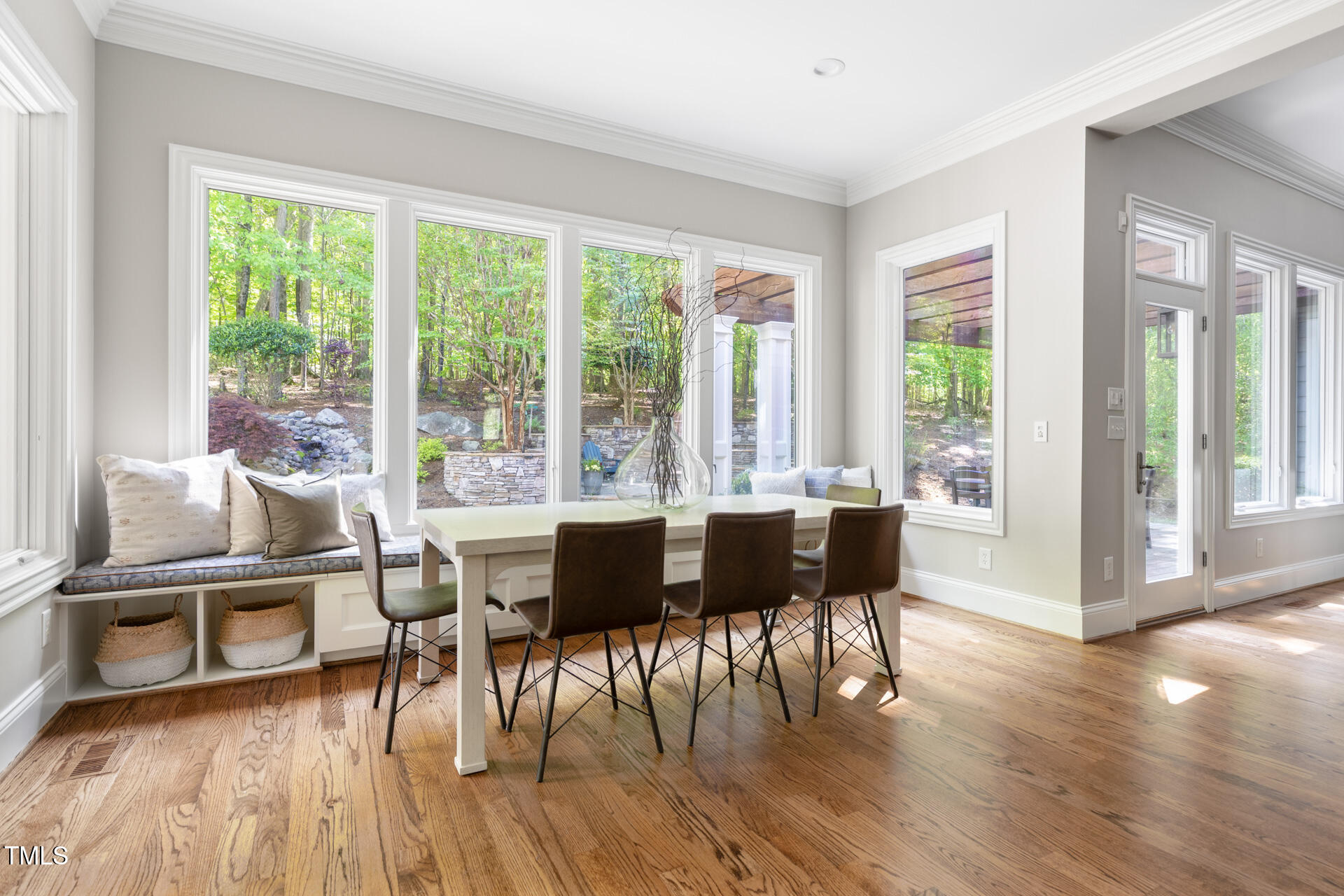 3513 Forest Oaks Drive