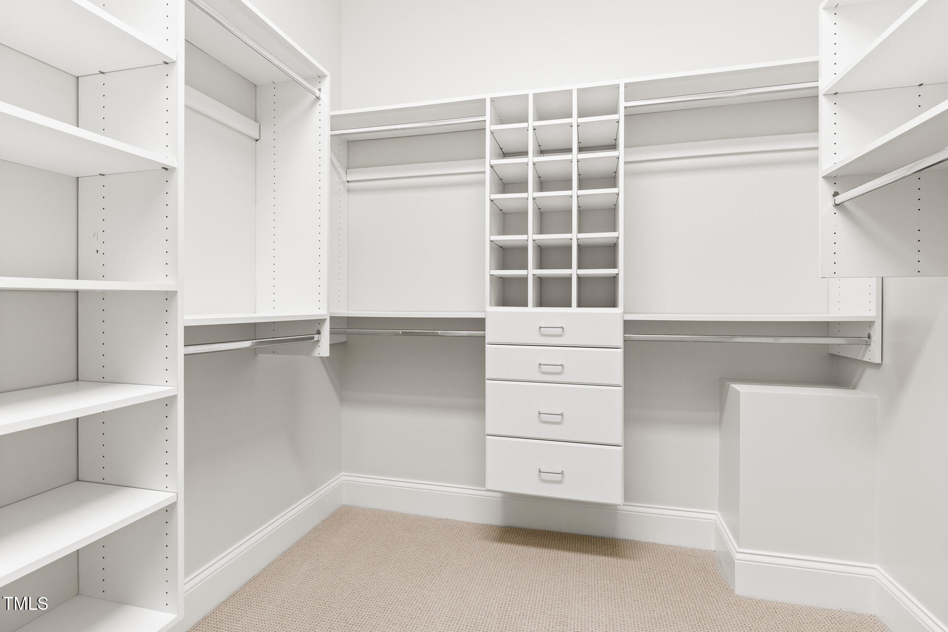 3513 Forest Oaks Drive