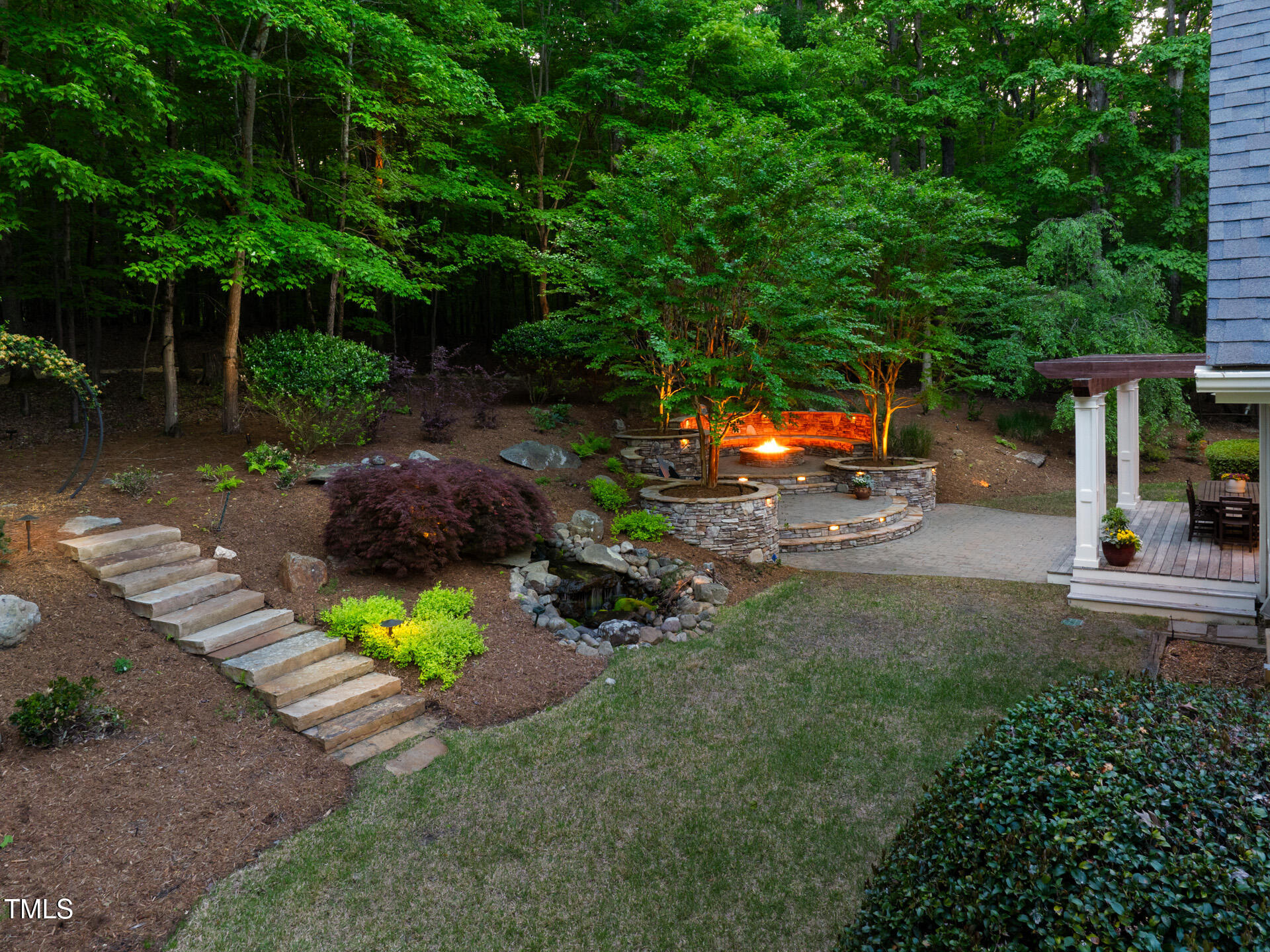 3513 Forest Oaks Drive