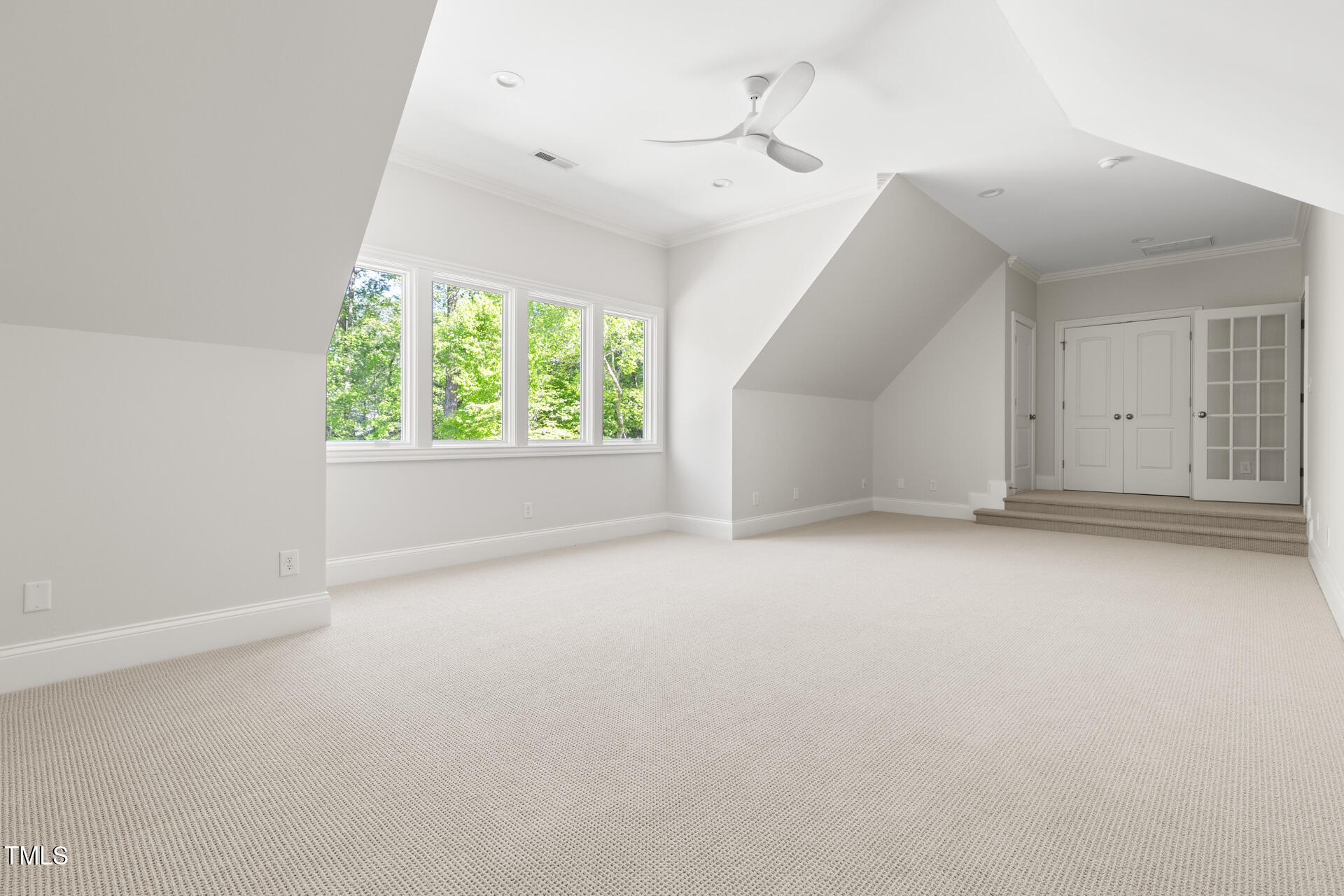 3513 Forest Oaks Drive