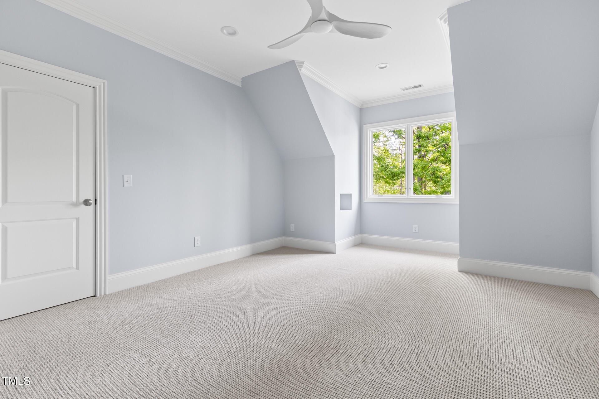 3513 Forest Oaks Drive